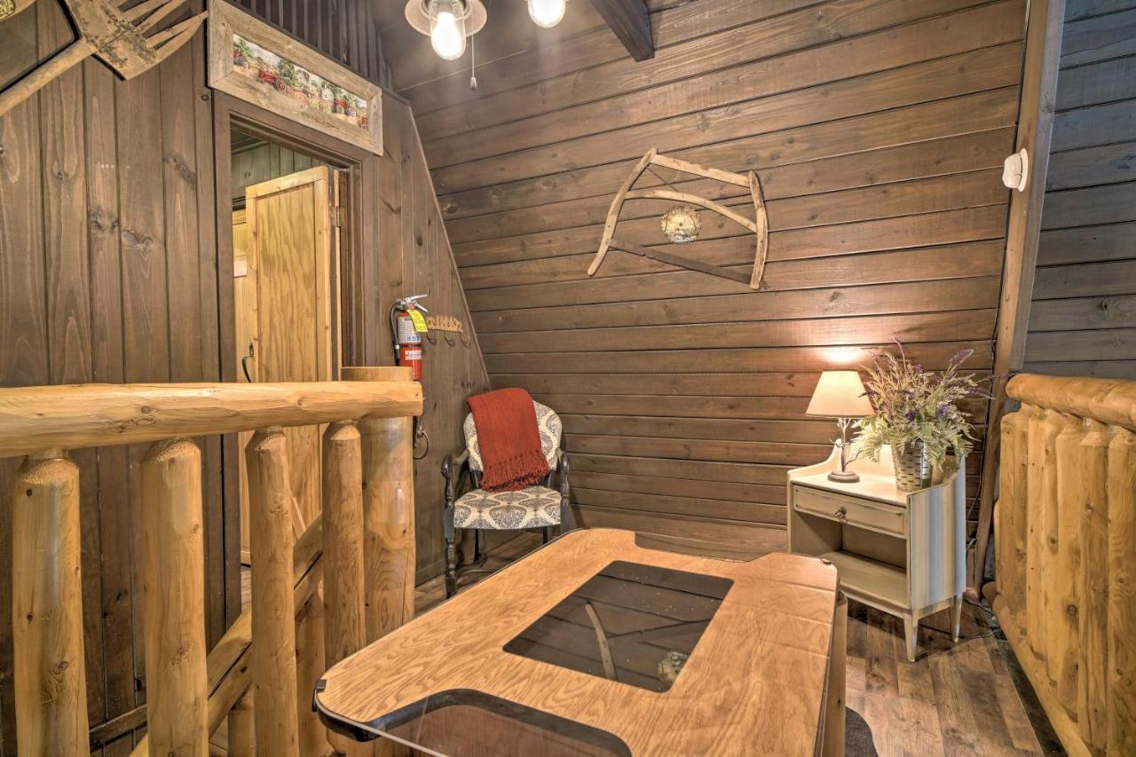 Snuggle Inn In The Heart Of Chalet Village! 蓋特林堡 外观 照片